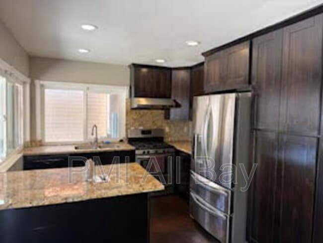 Building Photo - 33131 Lake Lanier Pl