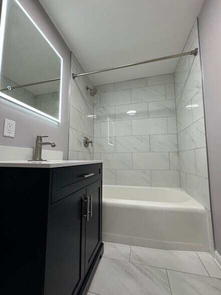 bathroom - 1818 Ashland Ave