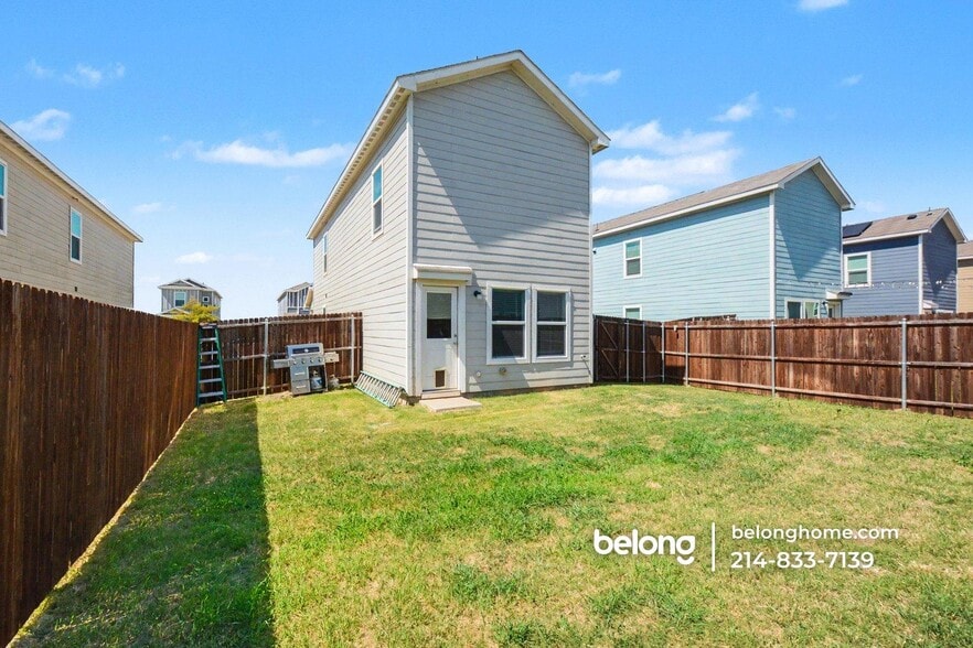 Building Photo - 143 Plumcove Dr