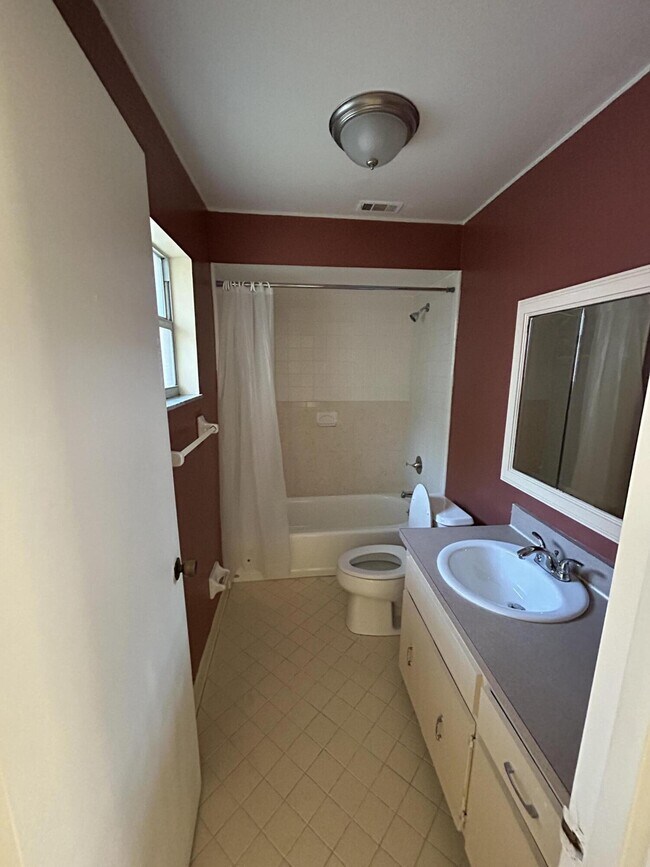 Building Photo - 4036 Knight Ave