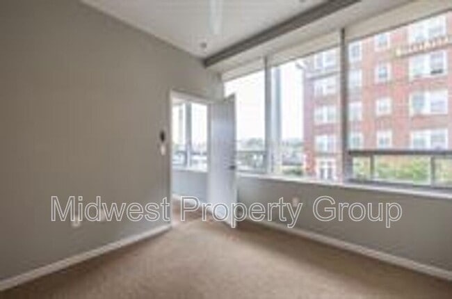 Building Photo - 4100 Lindell Blvd