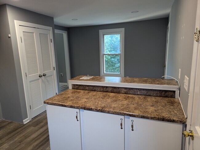 Building Photo - 45 Westcott St