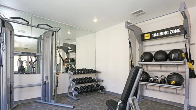 Building Photo - 250 S Elizabeth Way