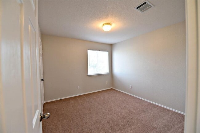 Building Photo - 507 Calcite Cove