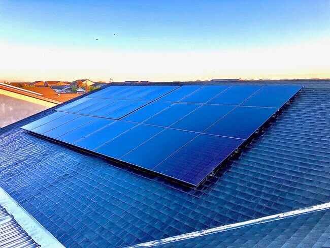 Building Photo - 9207 Manor Forest Ln