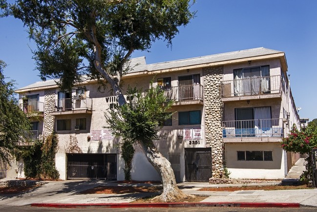 Building Photo - Villa Las Brisas