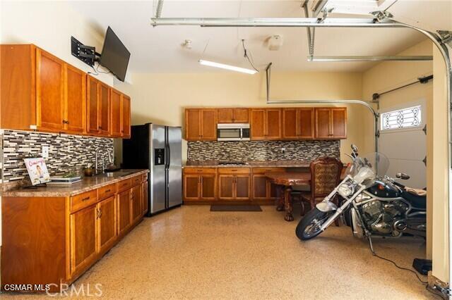 Building Photo - 4109 Laurelview Dr