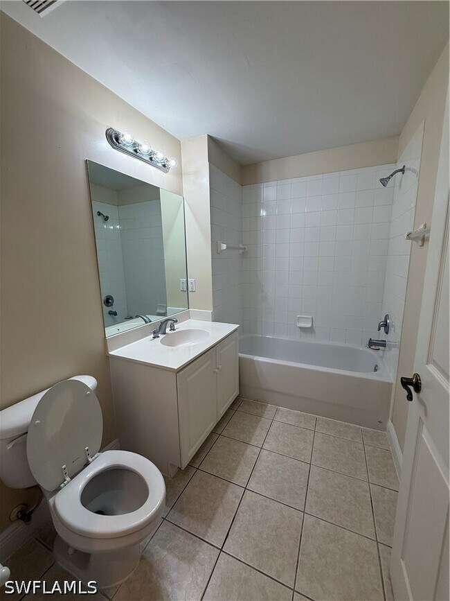 Building Photo - 3964 Pomodoro Cir