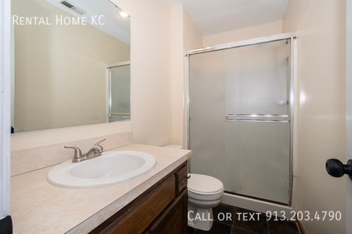 Building Photo - 13865 S Alden Ct