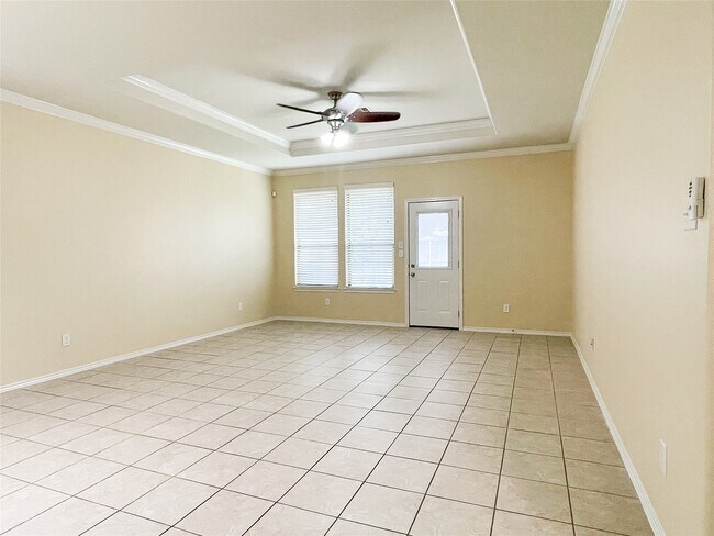 Building Photo - 5218 Hickory Harvest Dr