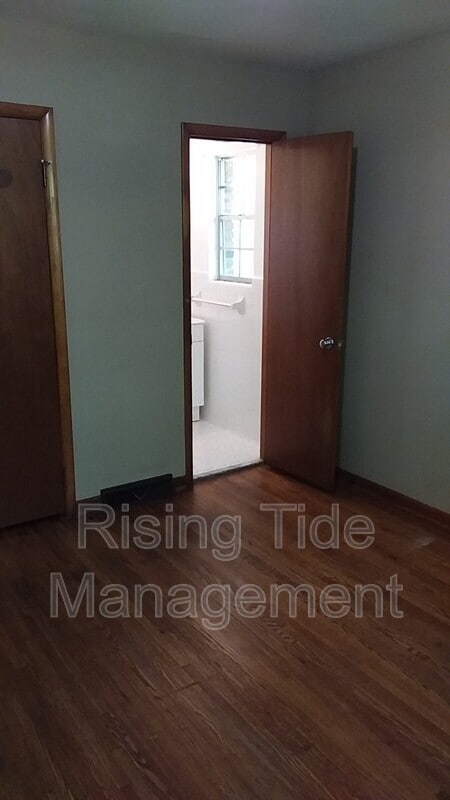 Building Photo - 1601 2nd St NW