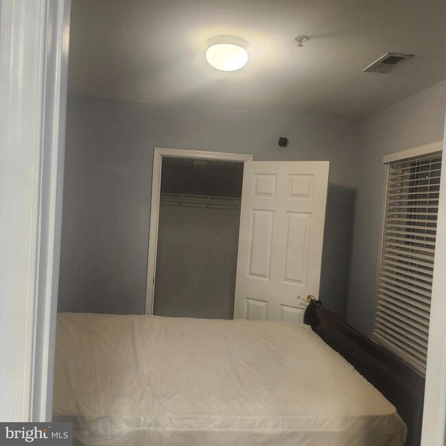 Building Photo - 2023 Whistling Duck Dr