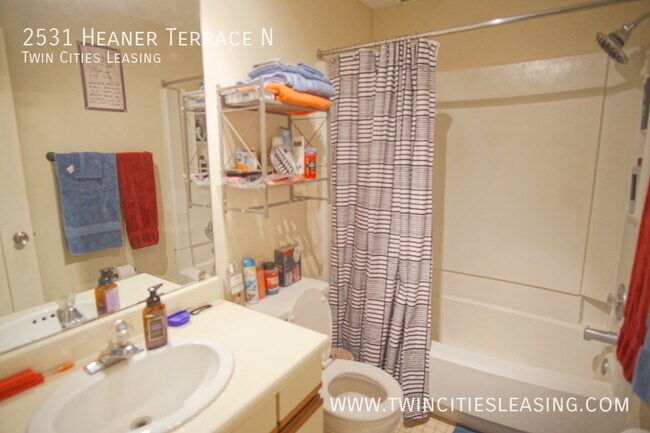 Building Photo - 2531 Heaner Terrace N