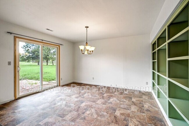 Building Photo - 17960 Bakers Farm Rd