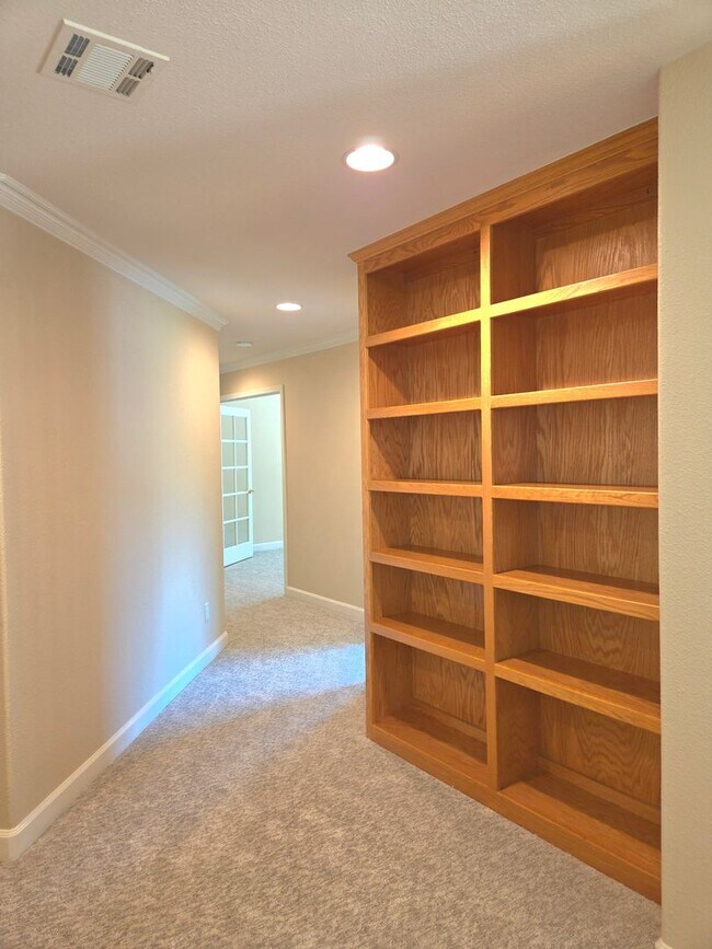 Building Photo - Spacious 5-Bedroom Danville Home with Dramatic High Ceilings & Flexible Living Areas