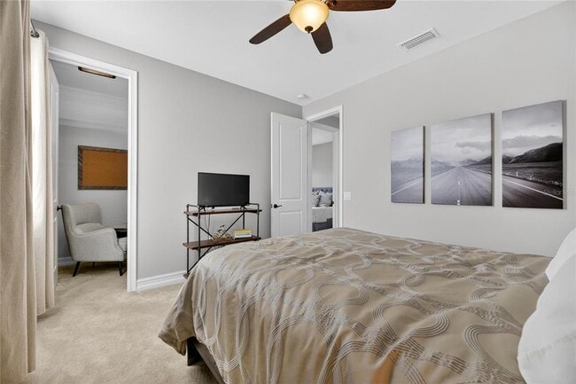 Building Photo - 18233 Leafmore St