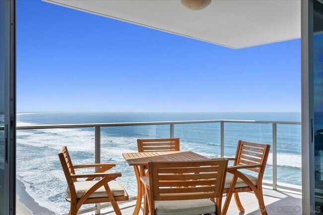 Building Photo - 1830 Avenida Del Mundo