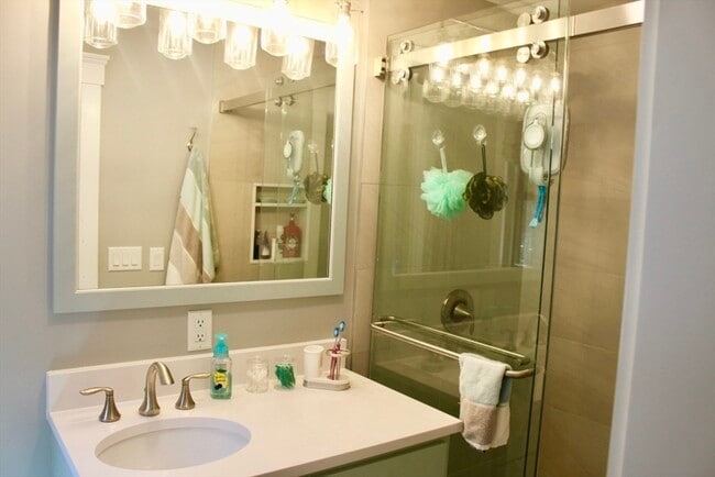 Building Photo - 26 Whimbrel Dr