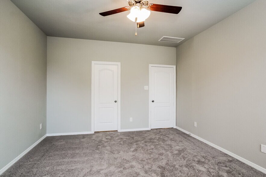 Building Photo - 25726 Northpark Palm Dr