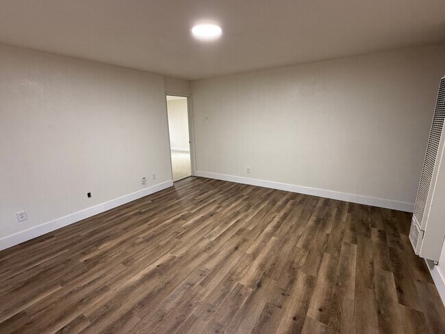 Building Photo - 347 Joseph Rd