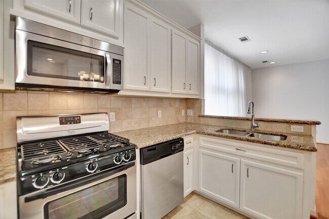 Building Photo - 5314 Avenue J