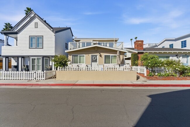 Primary Photo - 403 38th St