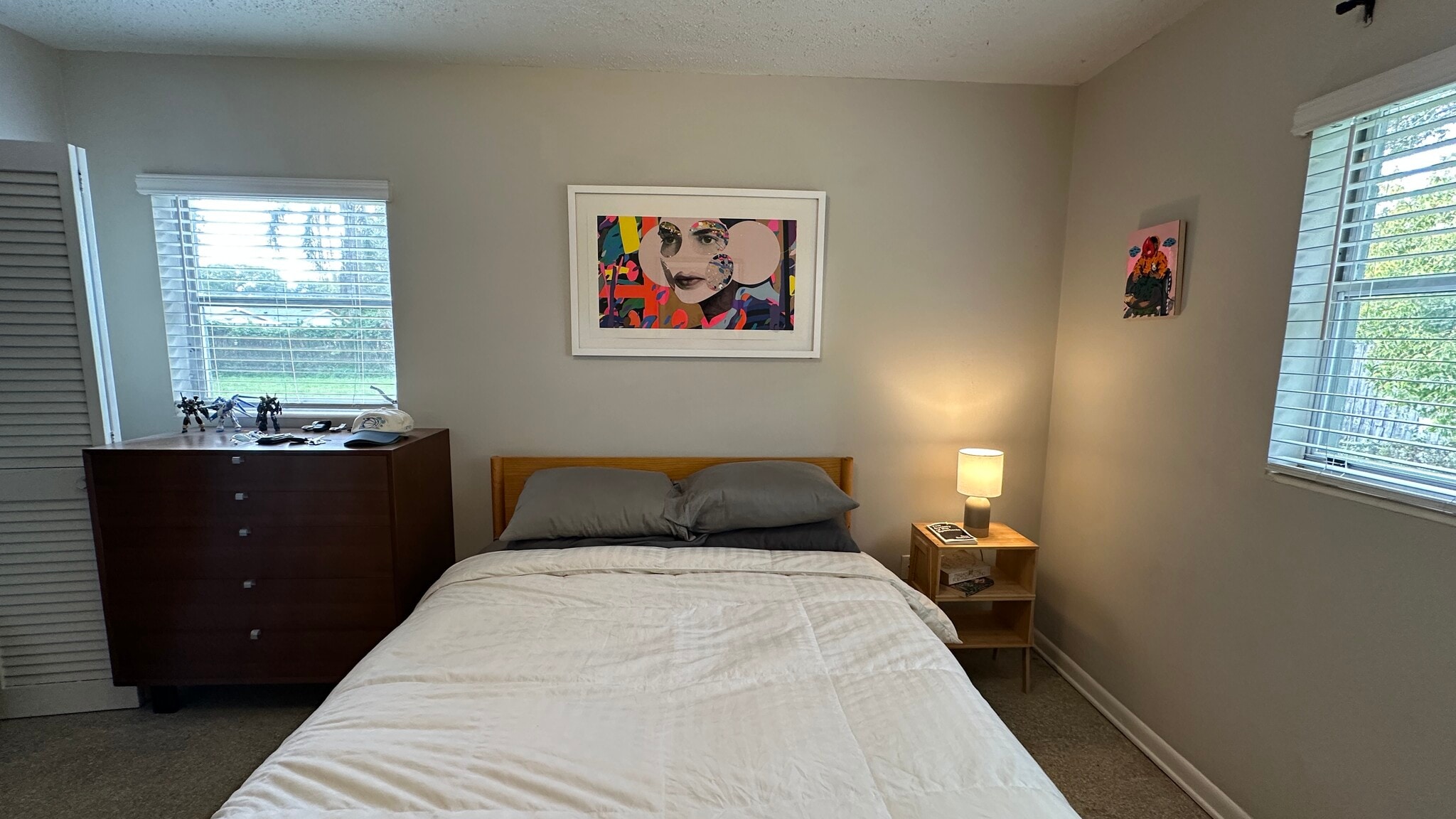 Primary bedroom (closet is to the left out of frame) - 5324 Andrus Ave