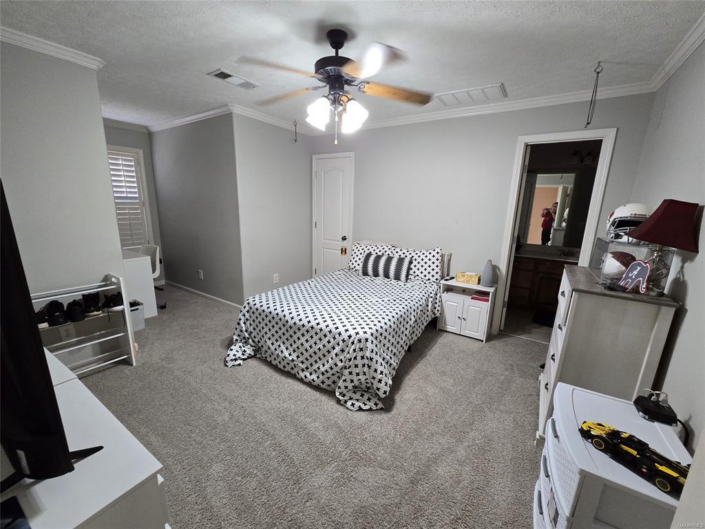 Building Photo - 310 High Pt Rdg