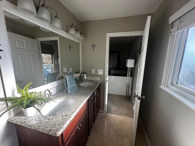 Building Photo - 12828 W Adriatic Ave