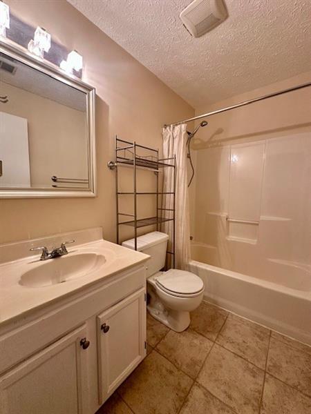 Building Photo - 107 Villa Dr