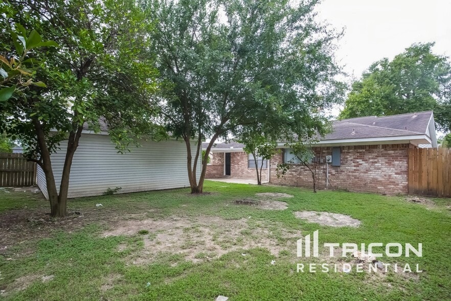 Building Photo - 4319 Cinnabar Dr