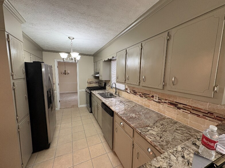 Building Photo - 1264 Cedar Park Pl