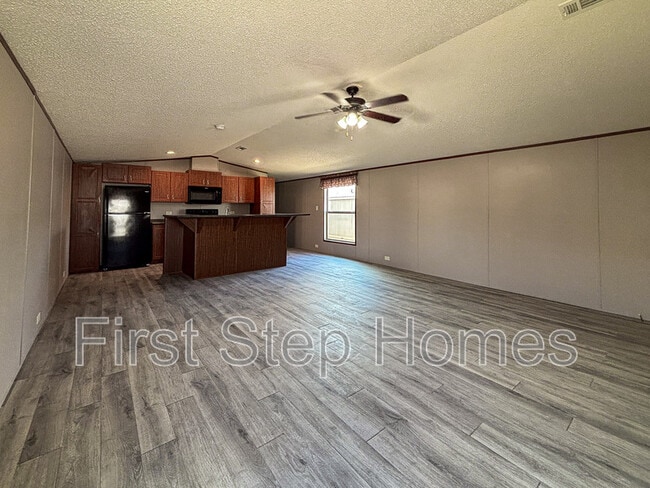 Building Photo - 1413 Cotopaxi St
