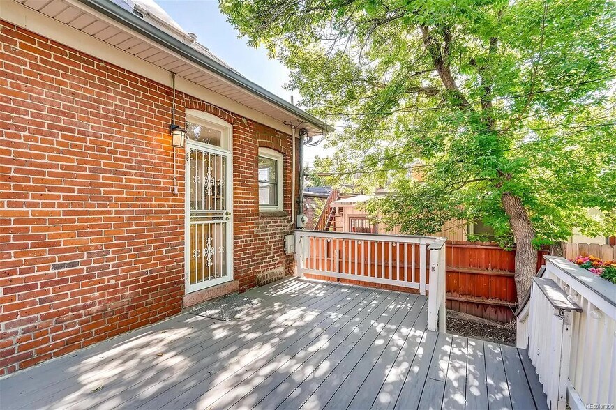 Building Photo - 2110 W 29th Ave