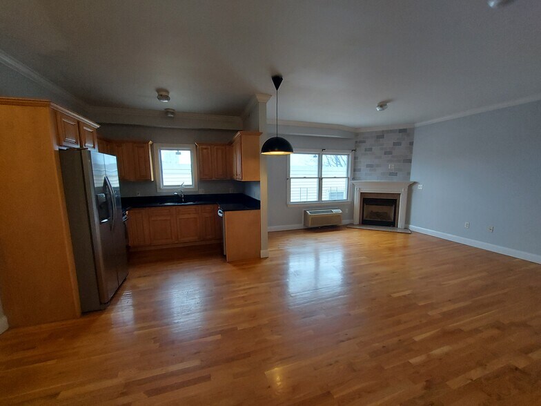Living Room + Kitchen - 301 68th St