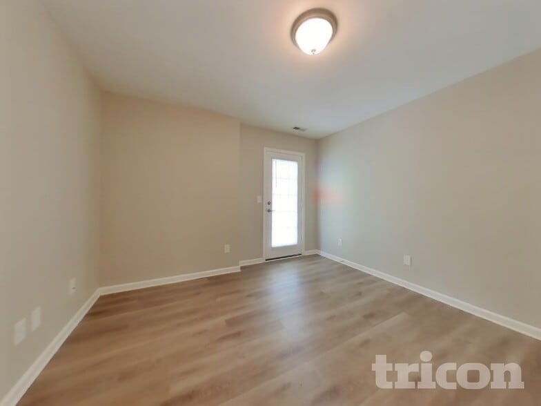 Building Photo - 6909 Barefoot Forest Dr