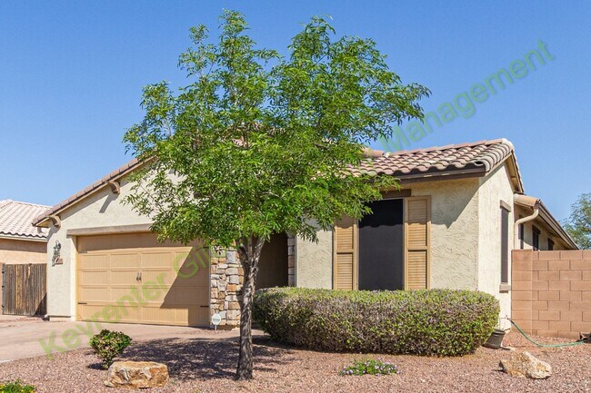 Building Photo - Beautiful Single-Story 3-Bed/3-Bath Home i...