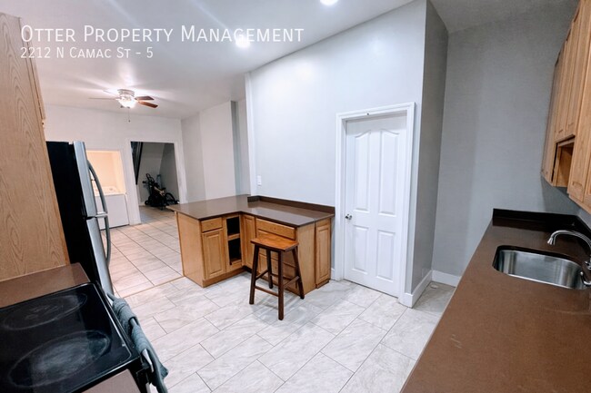 Building Photo - 2212 N Camac St