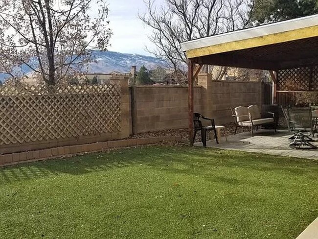 Building Photo - PERGOLA - COVERED PATIO - FENCED BACKYARD ...