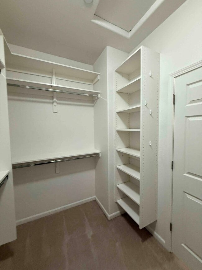 Building Photo - Great 3 Bedroom In Elk Grove