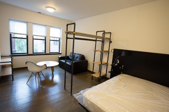 Floorplan - 5300 S. Drexel Avenue
