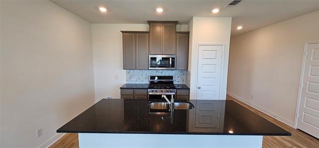 Building Photo - 461 Princewood Dr