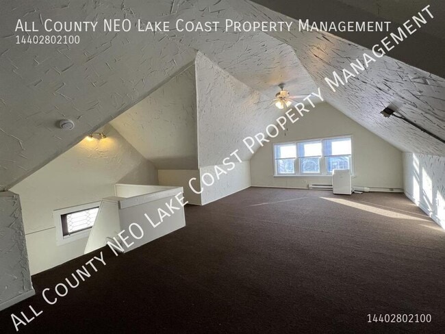 Building Photo - 3922 Riverside Ave