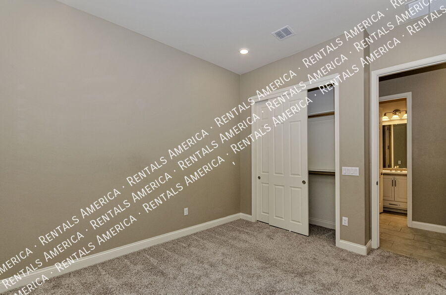 Building Photo - 757 W Aviator Crossing Dr