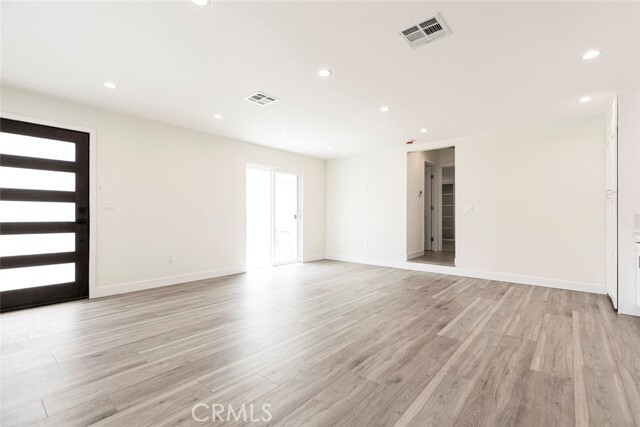 Building Photo - 7757 Van Noord Ave