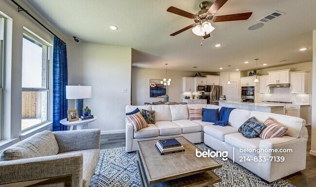 Building Photo - 422 Hazeltine Rd