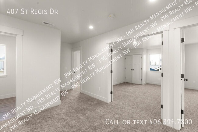Building Photo - 407 St Regis Dr
