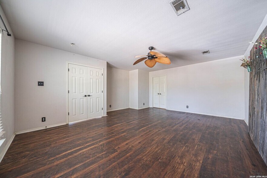 Building Photo - 3625 Sumter Glade