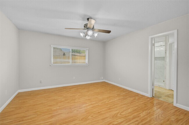 Building Photo - 16739 Selder Dr