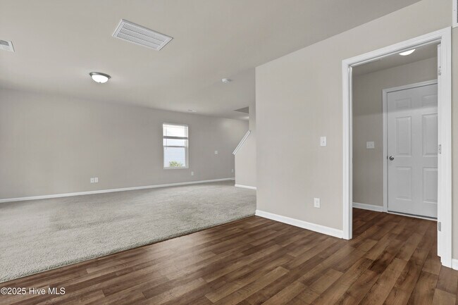 Building Photo - 201 Bungalow Rd
